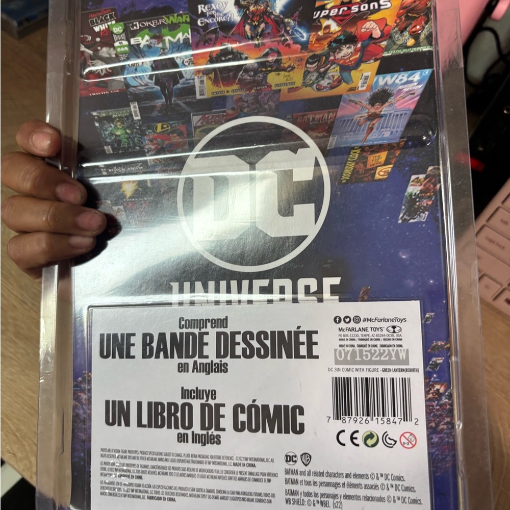 DC Comics Green and Yellow Action Figure Playset - Picture 3 of 8